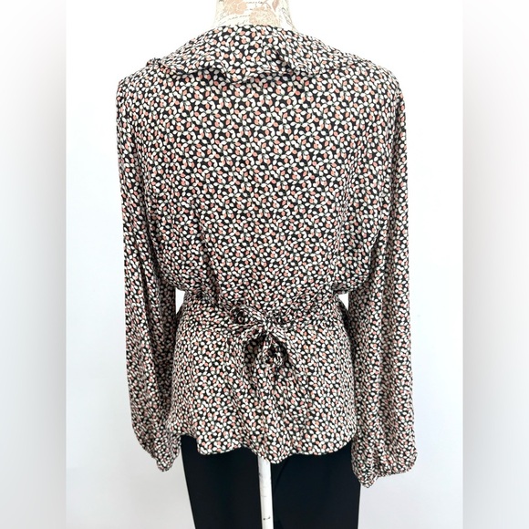 MAX STUDIO Black pink white floral print surplice tie waist top size L - Picture 5 of 13